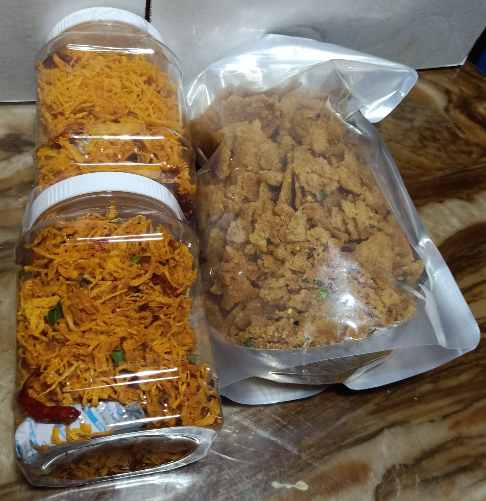 COMBO 1KG KHÔ GÀ LÁ CHANH 1KG CƠM CHÁY BỂ
