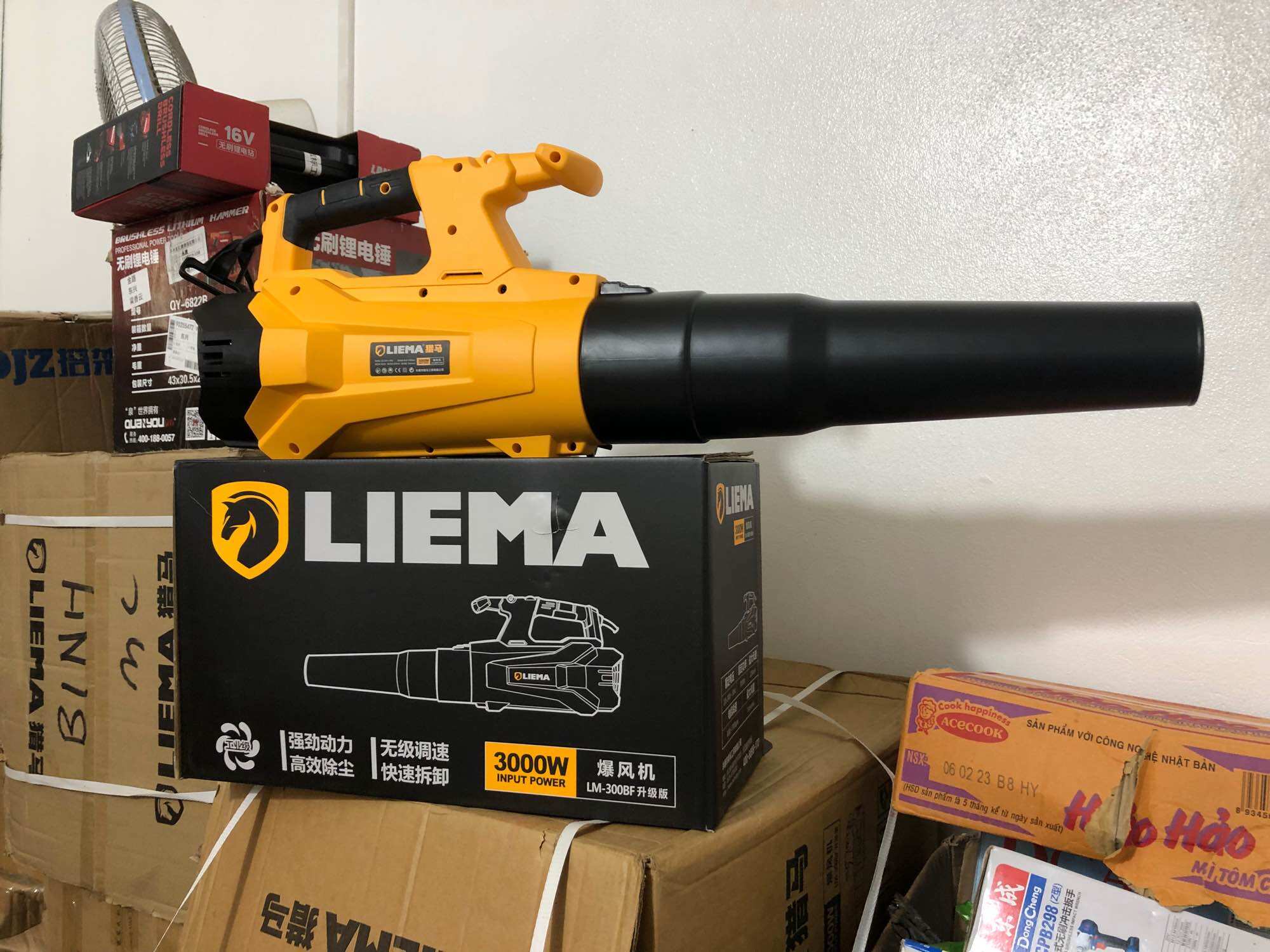 Máy thổi bụi công suất cao 3000W ,thương hiệu Liema .Máy thổi công nghiệp dành cho công trình lớn xây dựng