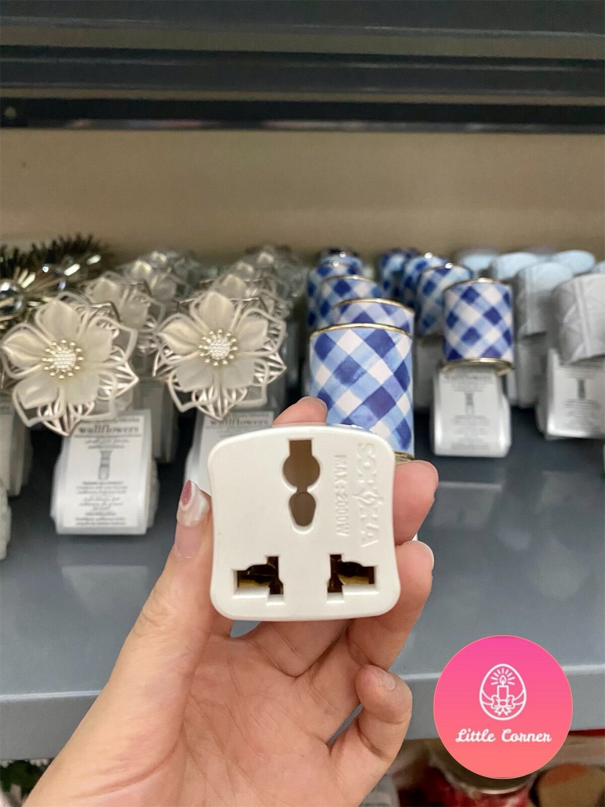 PLUG CẮM TINH DẦU BATH AND BODY WORKS (BBW) 220V