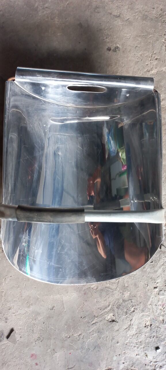 Máng múc lúalàm bằng inox lh 0974545624