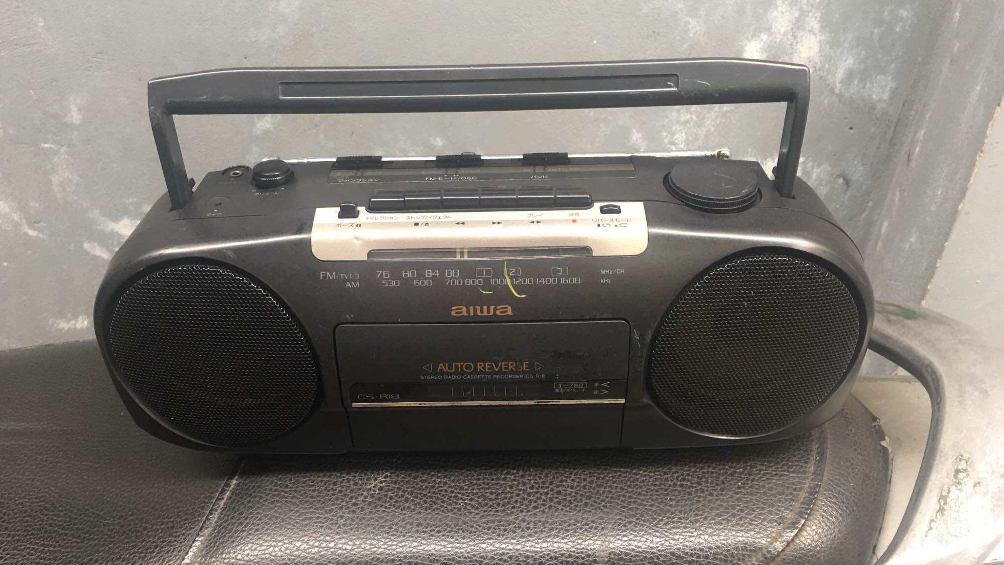 Đài radio casette Aiwa