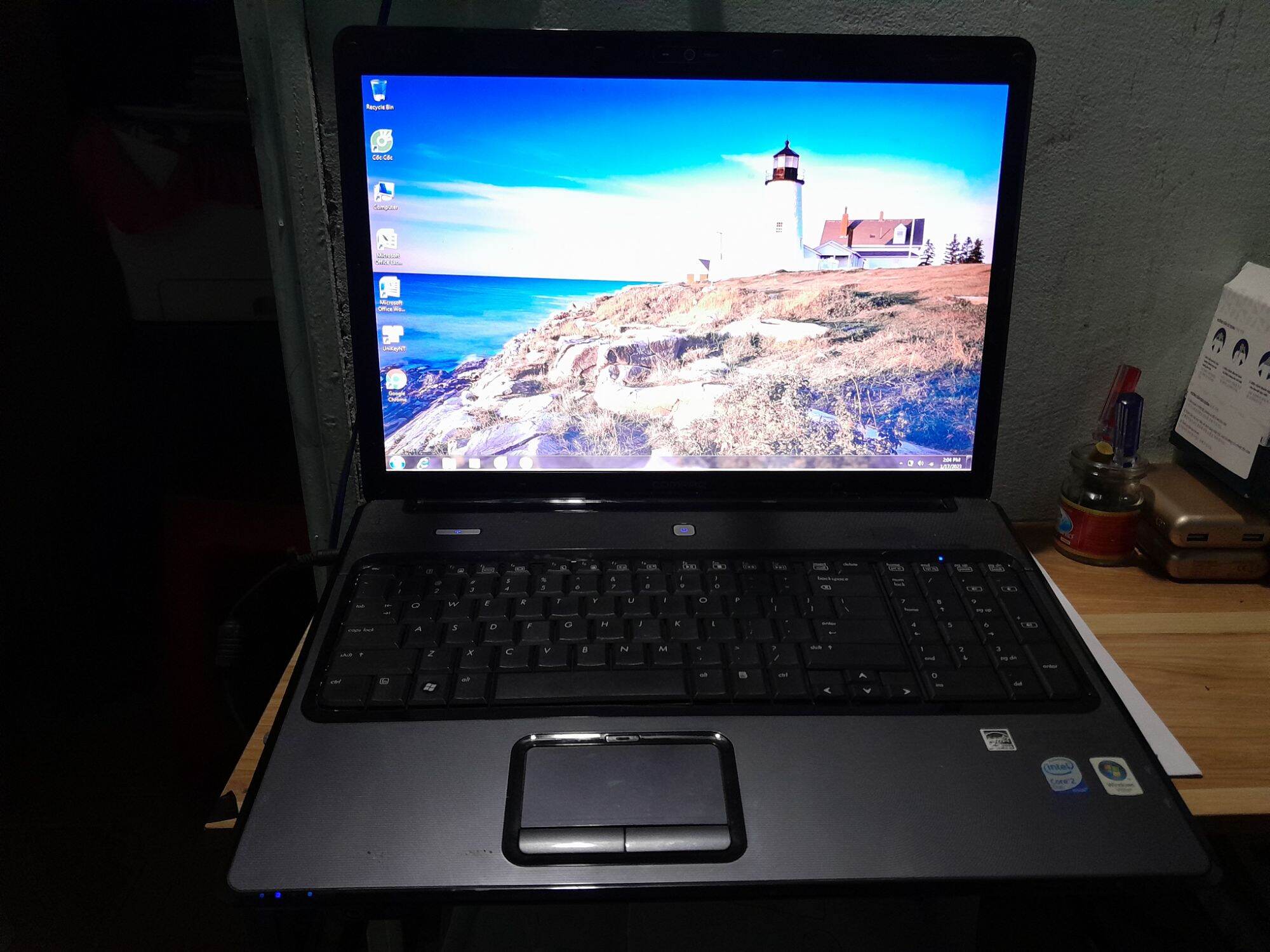 Thanh lý hp a900, ram 3g, ô cứng 320 g, màn hình 17 inh. giá 1,5 triệu 
có ship tỉnh.
điện thoai: 077 968 0322