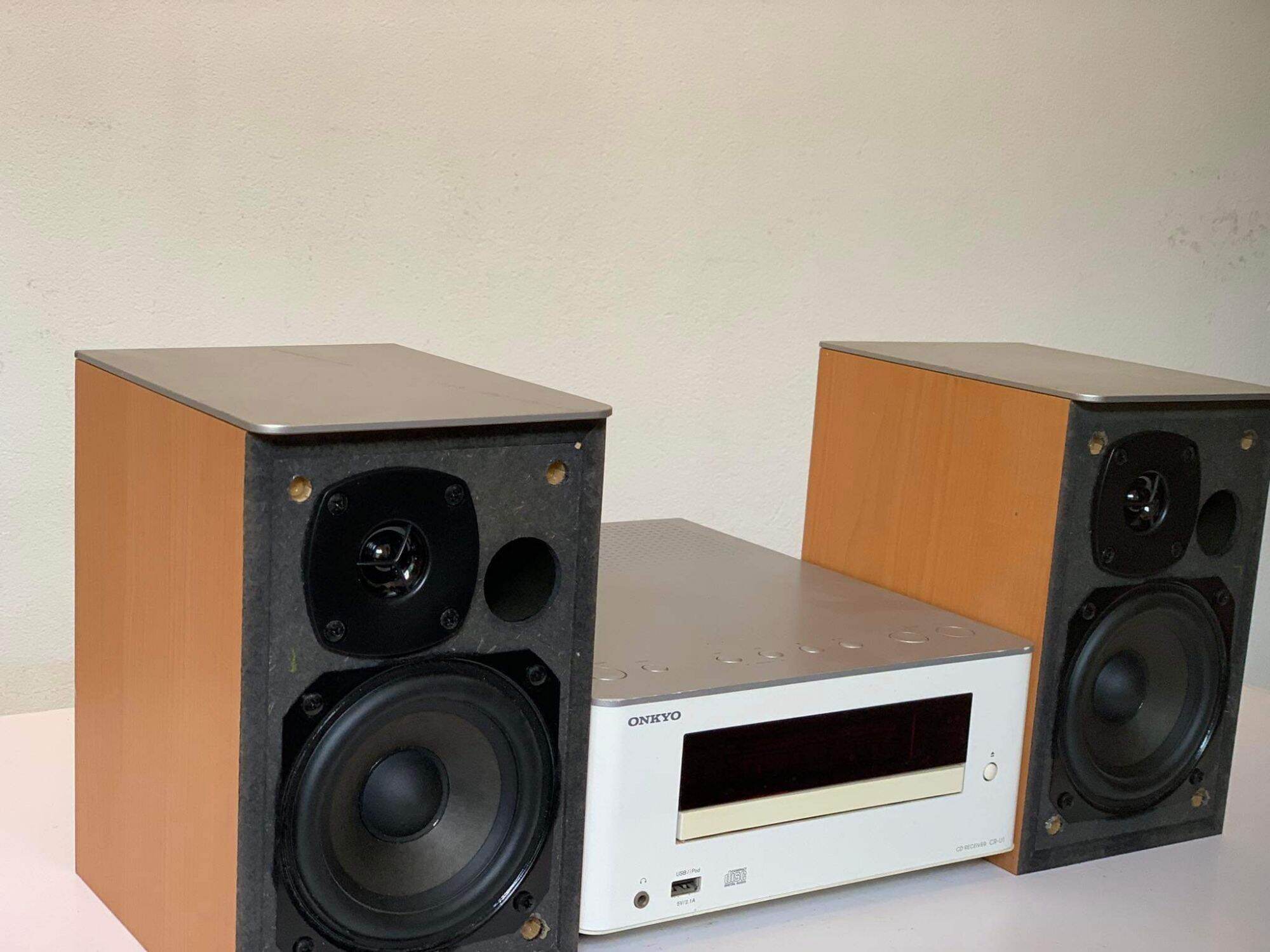 Onkyo cr-u1
