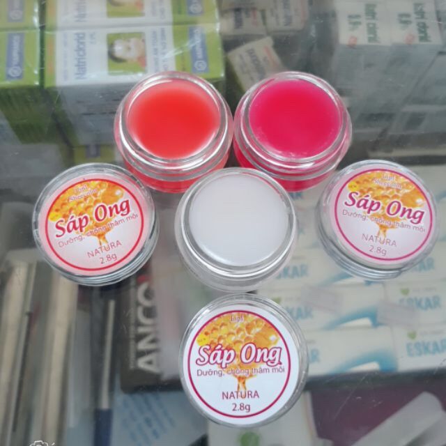 Kem dưỡng môi sáp ong thiên nhiên