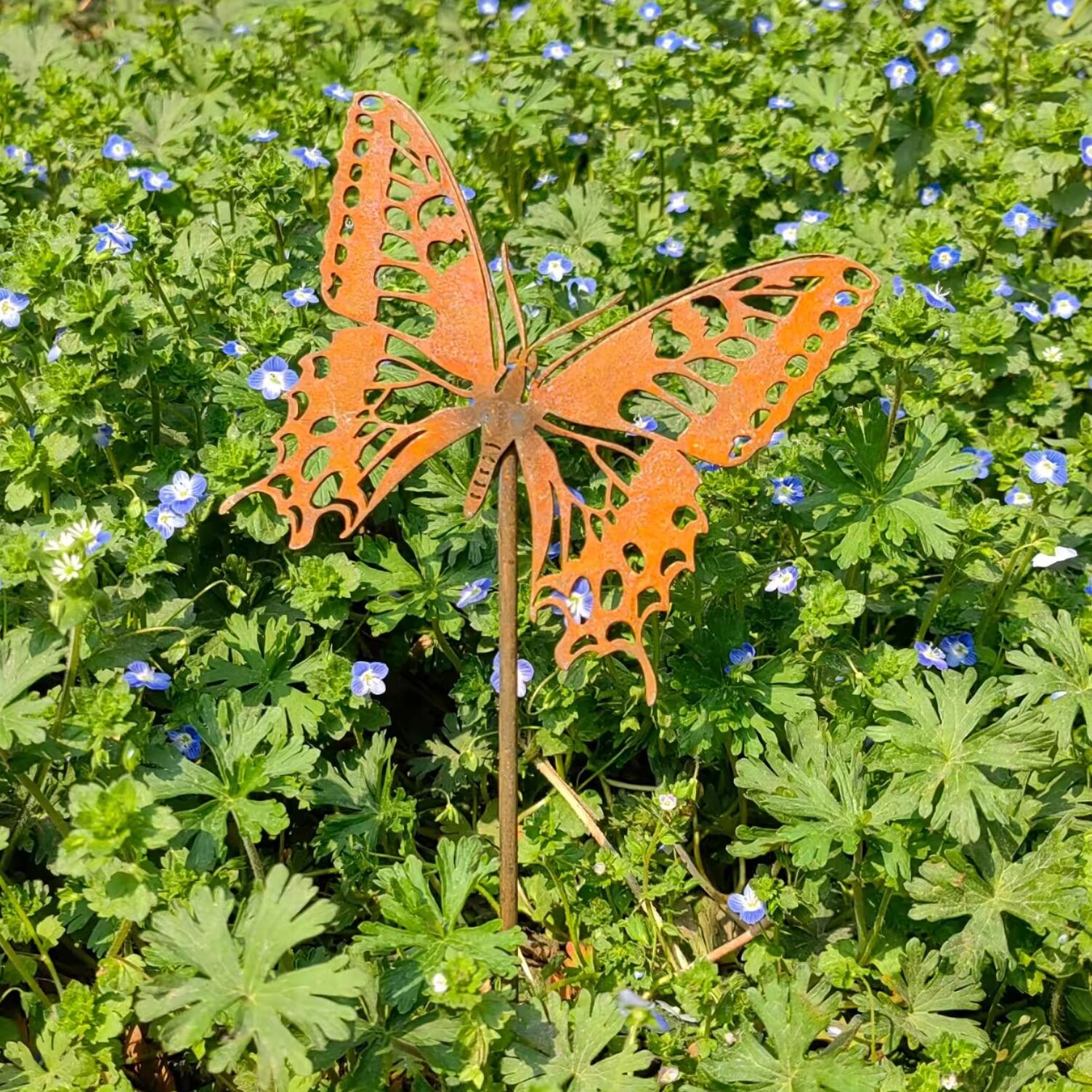 Rustic Iron Butterfly Garden Stake Metal Sculpture Vintage Decorative Outdoor Courtyard Lawn Decoration 3D Butterfly Artwork Giá  189,000 Đồng*Miễn phí vận chuyển