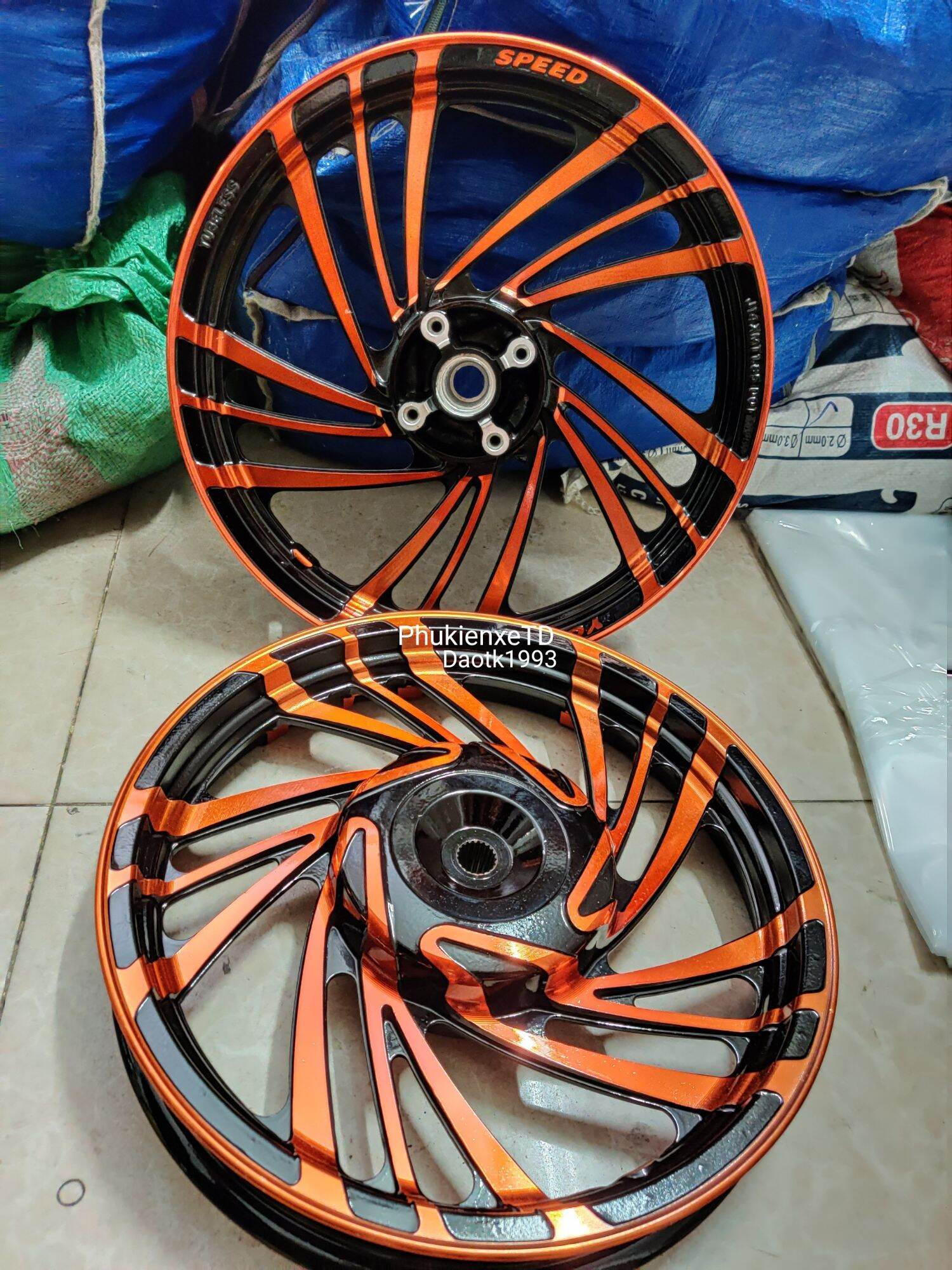 Mâm vành đúc Lốc xoáy lắp Vision Airblade
