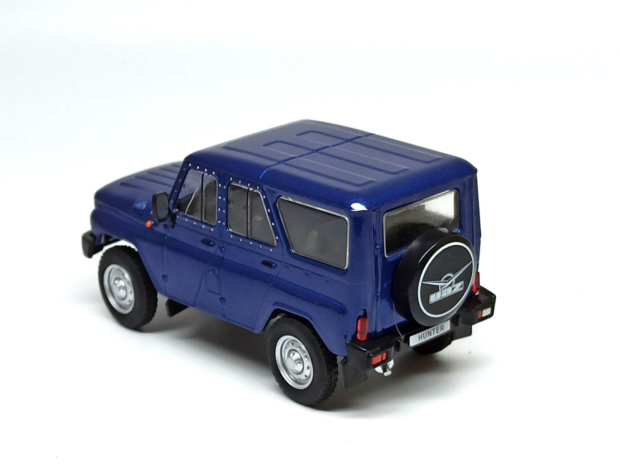 Mô hình xe Uaz Hunter