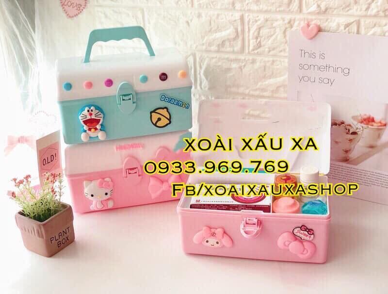 Hộp nhựa có quai xách đựng đồ cá nhân, mỹ phẩm, ... hoạt hình doraemon