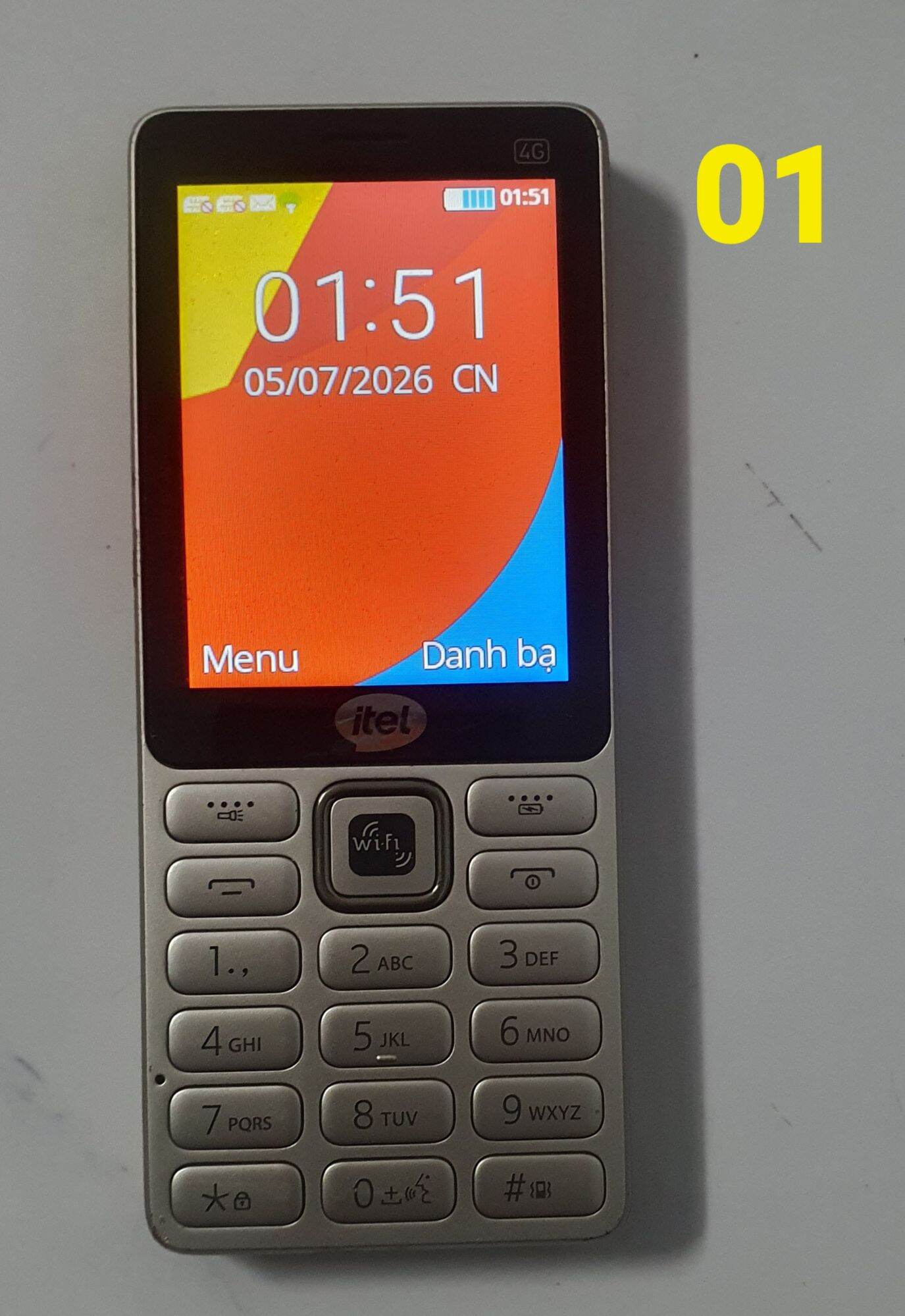 Điện thoại phổ thông bàn phím dùng sim 4G các nhà mạng
