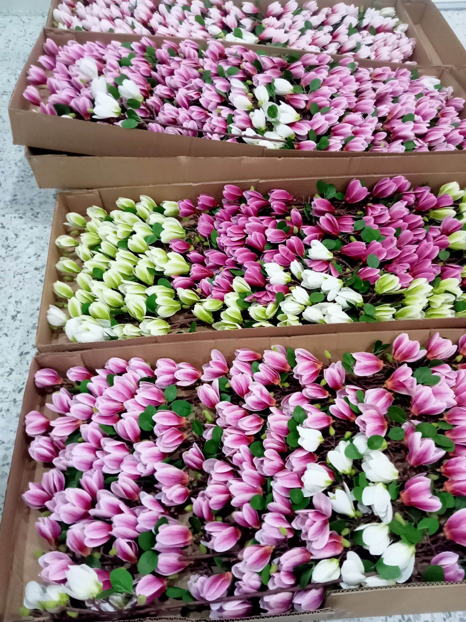 Cành Hoa Mộc Lan 4 Bông Lụa Trang Trí