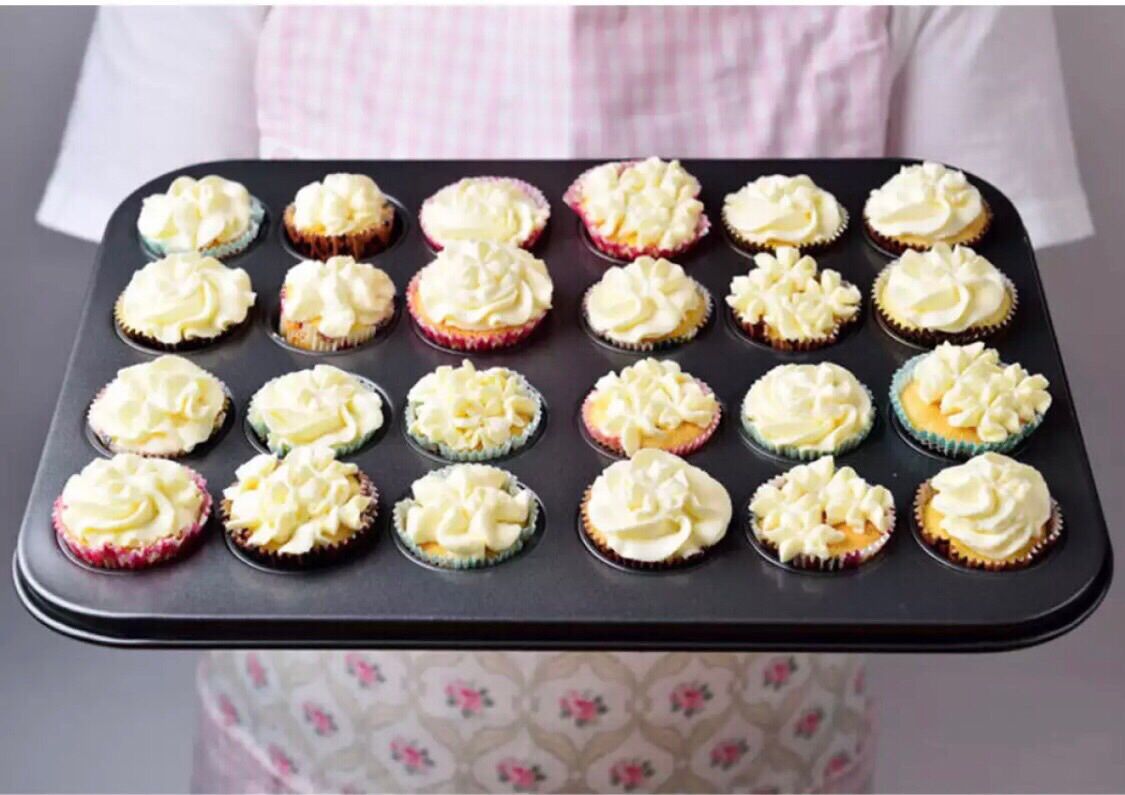 Khuôn cupcake mini 24bánh