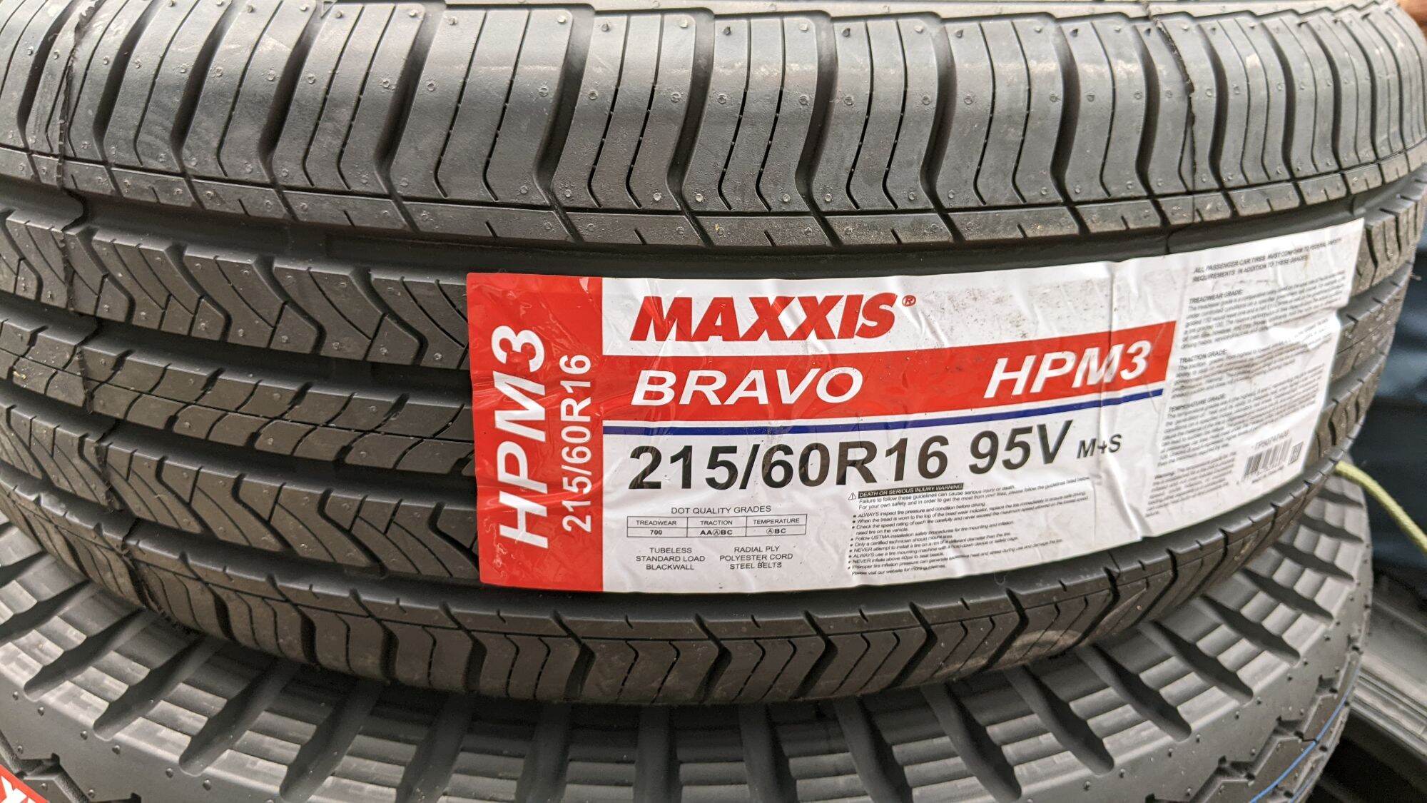Lốp 215/60R16 95V Maxxis HP-M3