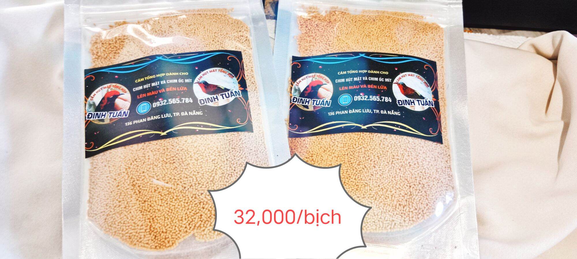 Đinh Tuấn. Cám tổng hợp dành cho chim hút mật và ốc mít. Lên màu và bền lửa.