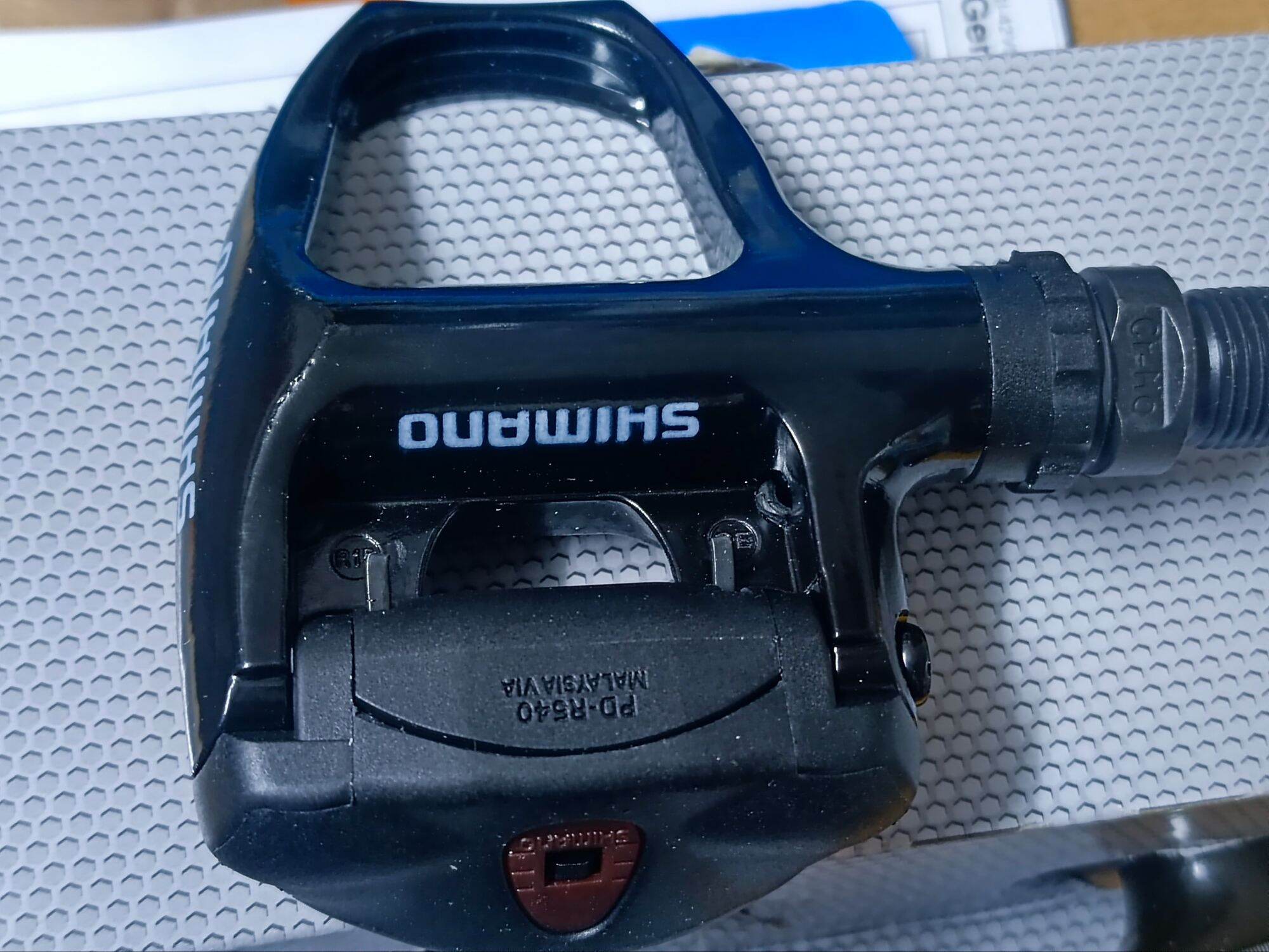 Pedal xe đạp can Shimano PD-R540