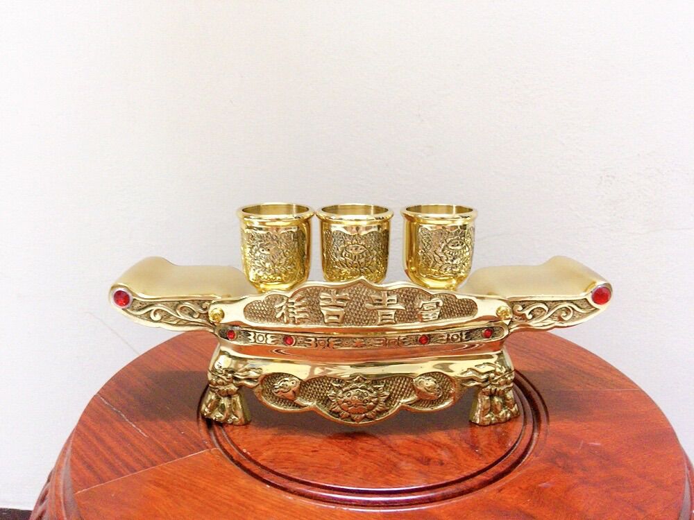 Bộ khay 3 chén bằng đồng vàng - ly chén bằng đồng nguyên chất, khay nước thờ. Đồ thờ cúng bằng đồng