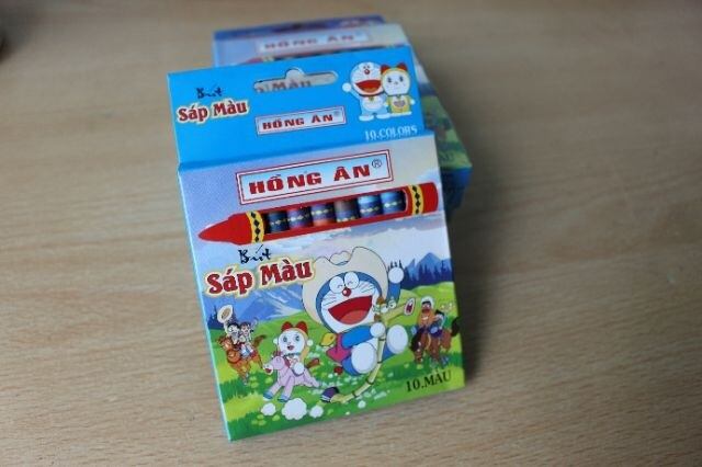 2 hộp sáp mầu Doreamon Hồng Ân