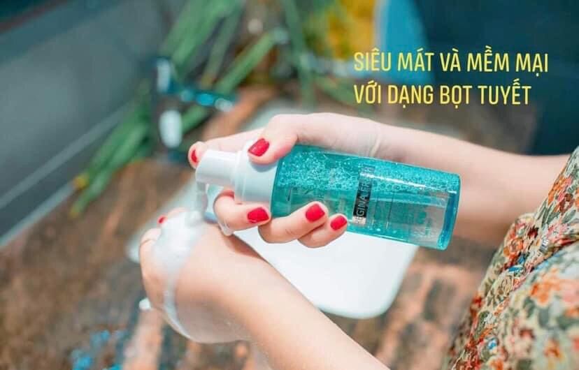 Dung Dịch Vệ Sinh Phụ Nữ Bọt Tuyết Phụ Khoa ORENYA