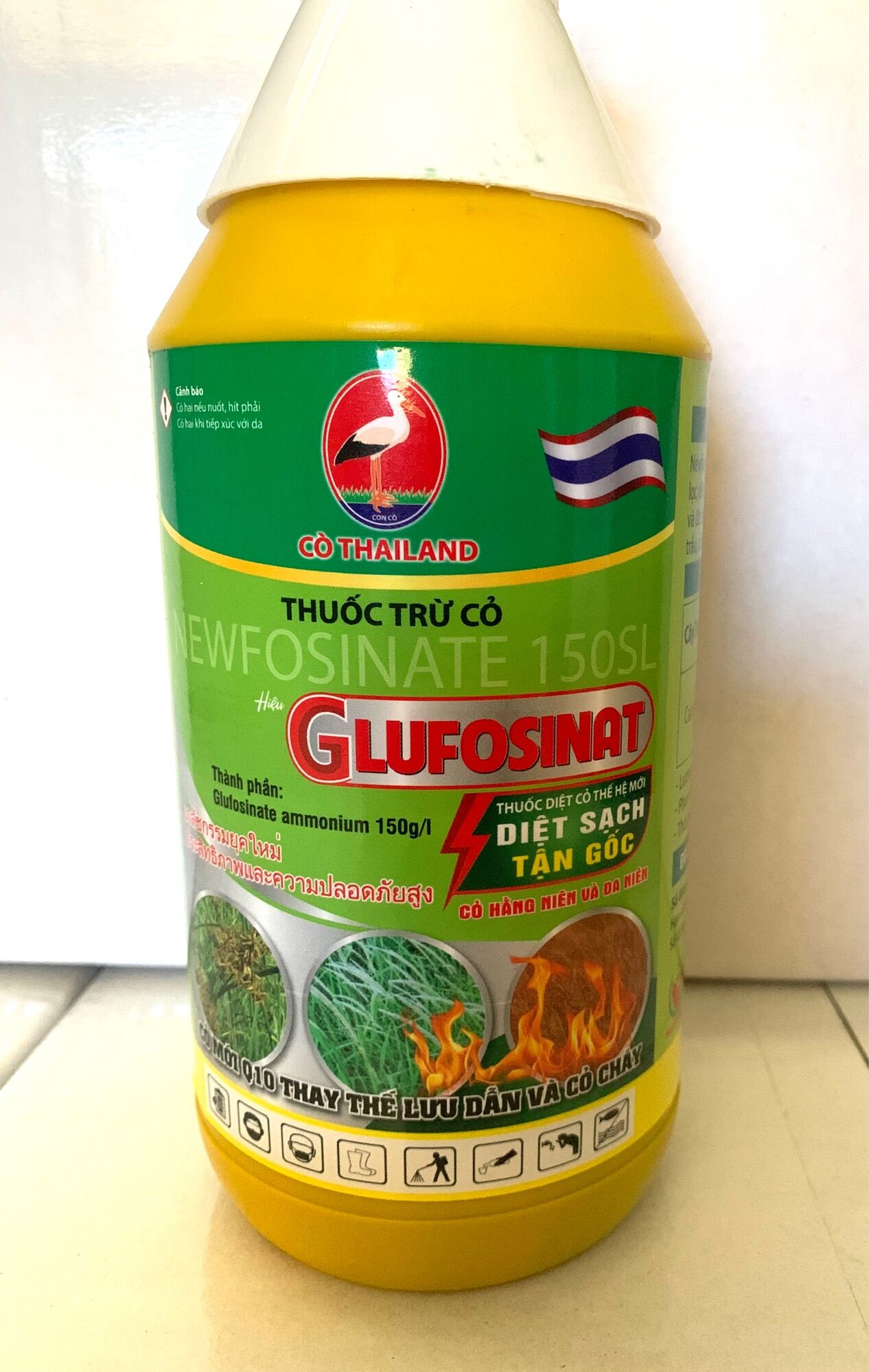 TRỪ CỎ GLUFOSINATE 150SL - 900ml - Con Cò THÁI LAN (Cỏ mới Q10 thay thế lưu dẫn và cỏ cháy)