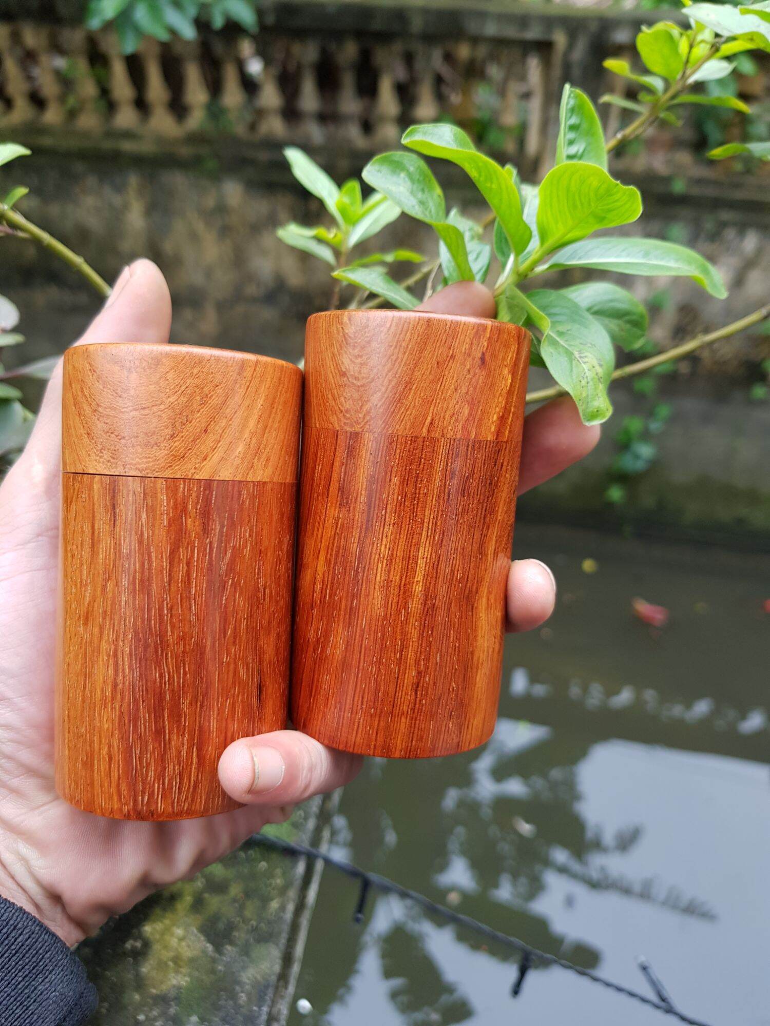 Lọ tăm gỗ hương hình trụ