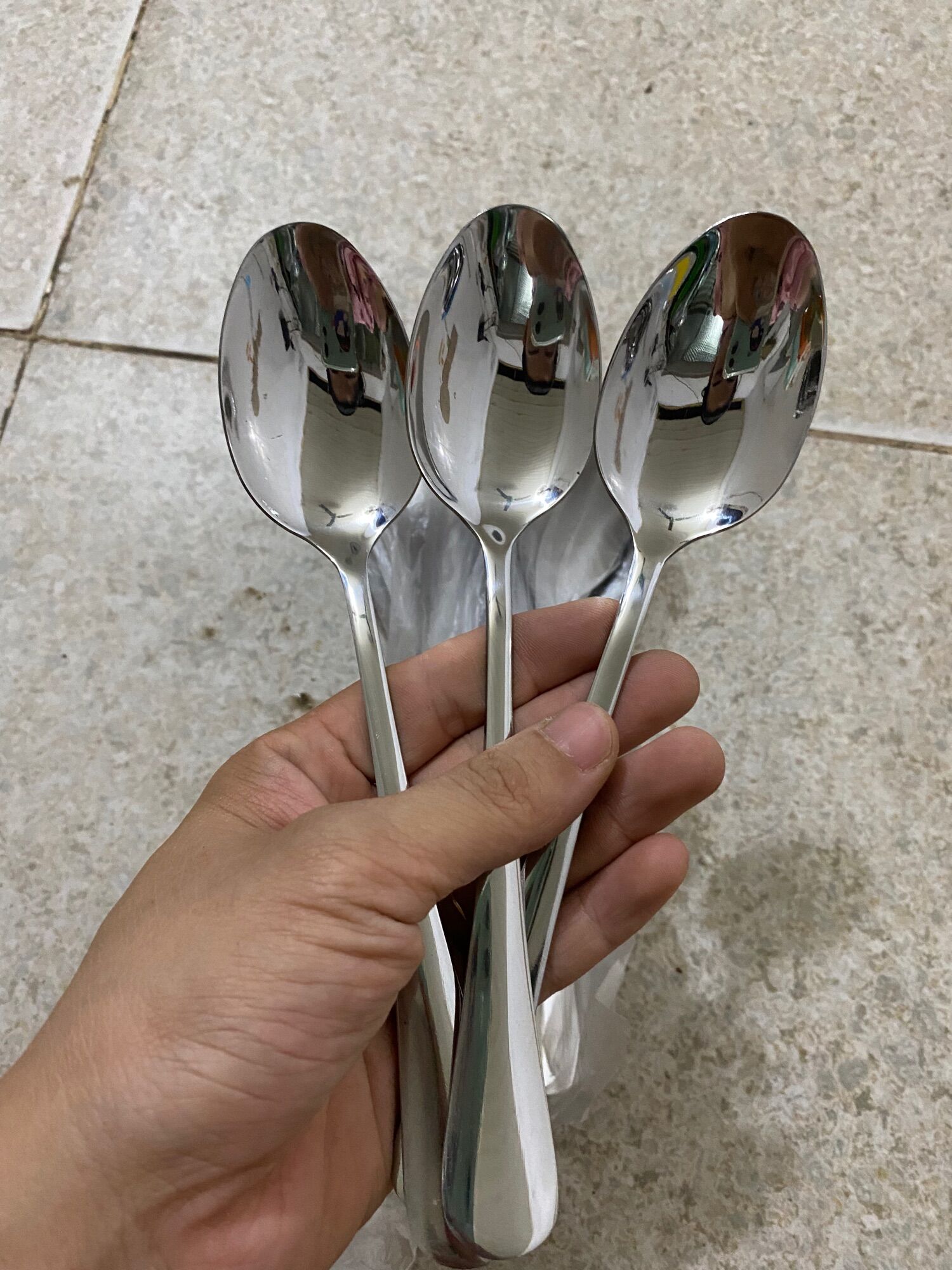 Thìa ăn cơm, ăn sup màu bạc sang trọng size 20cm
