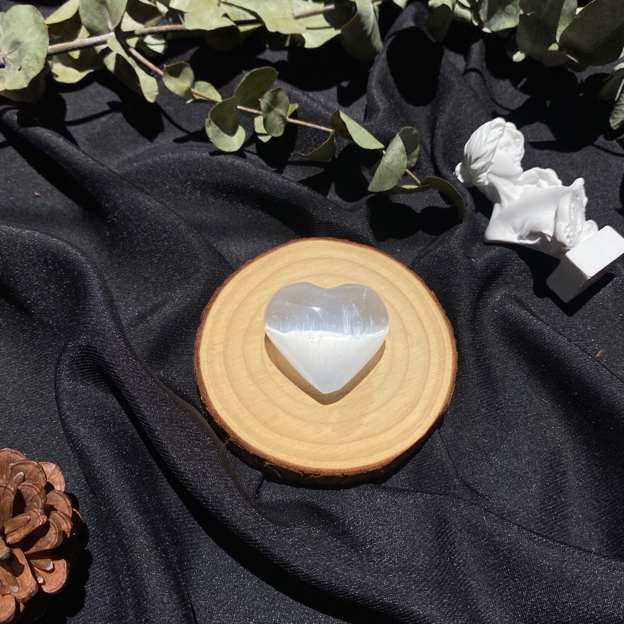 Trụ Đá Tim Selenite Thanh Tẩy Năng Lượng