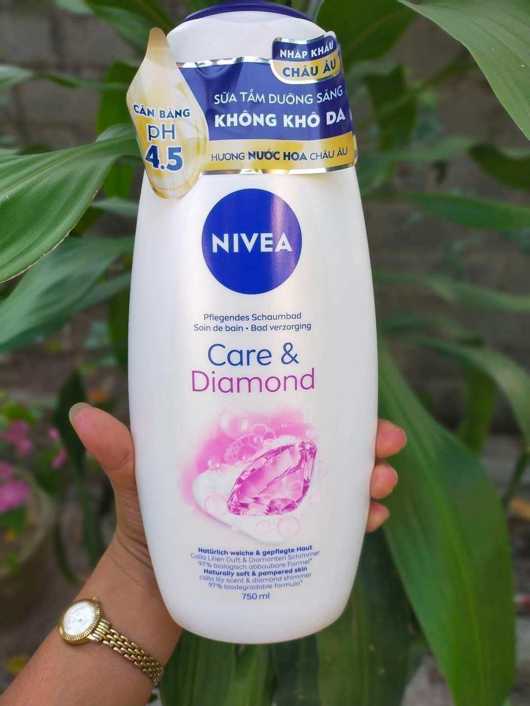 Sữa tắm nivea 750ml thơm mịn