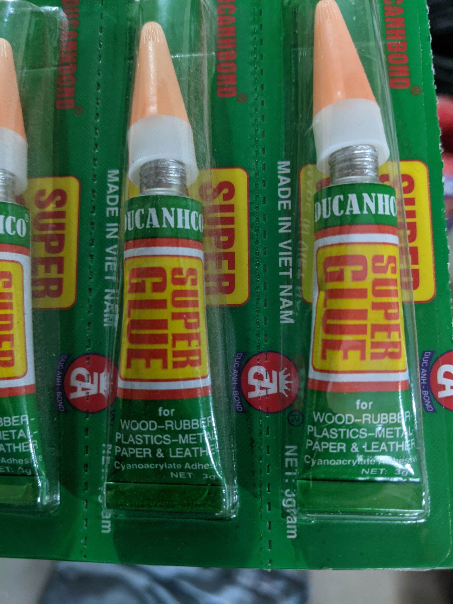 Tuýp keo dán đa năng siêu dính Super glue
