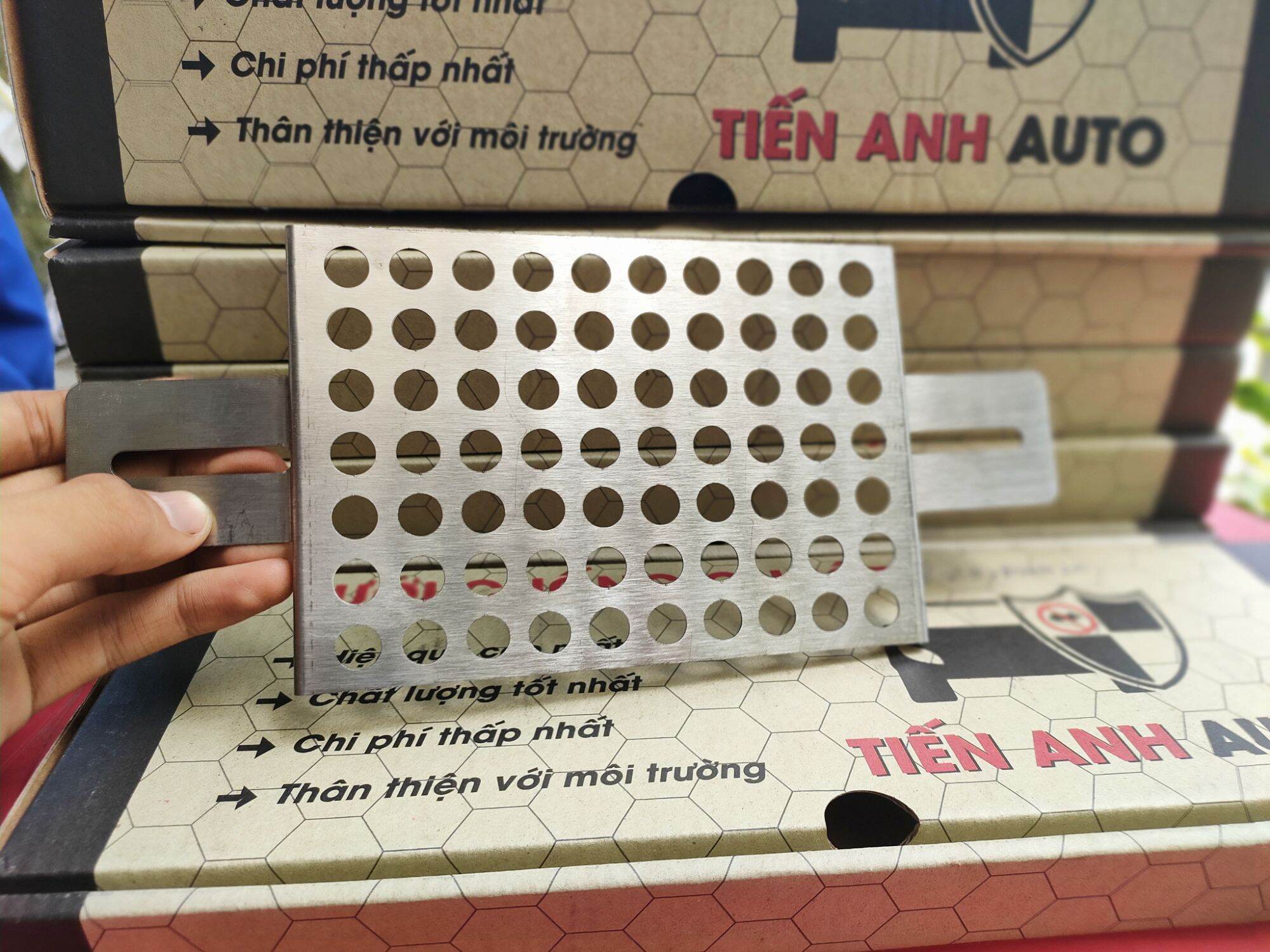 lưới chống chuột Toyota rush
