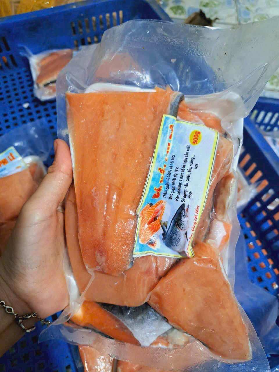 Cá hồi vụn phi lê 1kg
