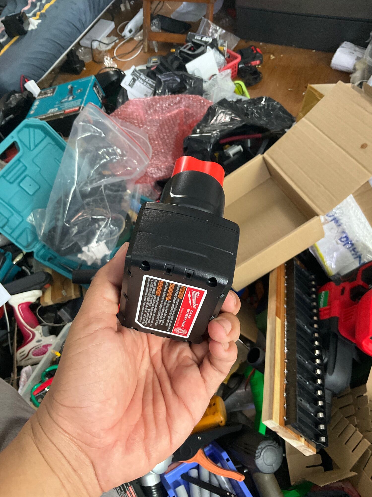 Nsv Pin linh kiện milwaukee m12