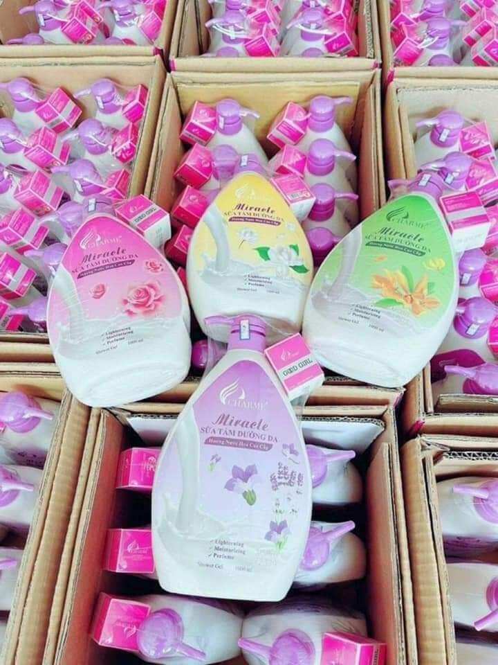 Sữa tắm trắng da char me miracle tặng kèm nước hoa good girl dạng xịt