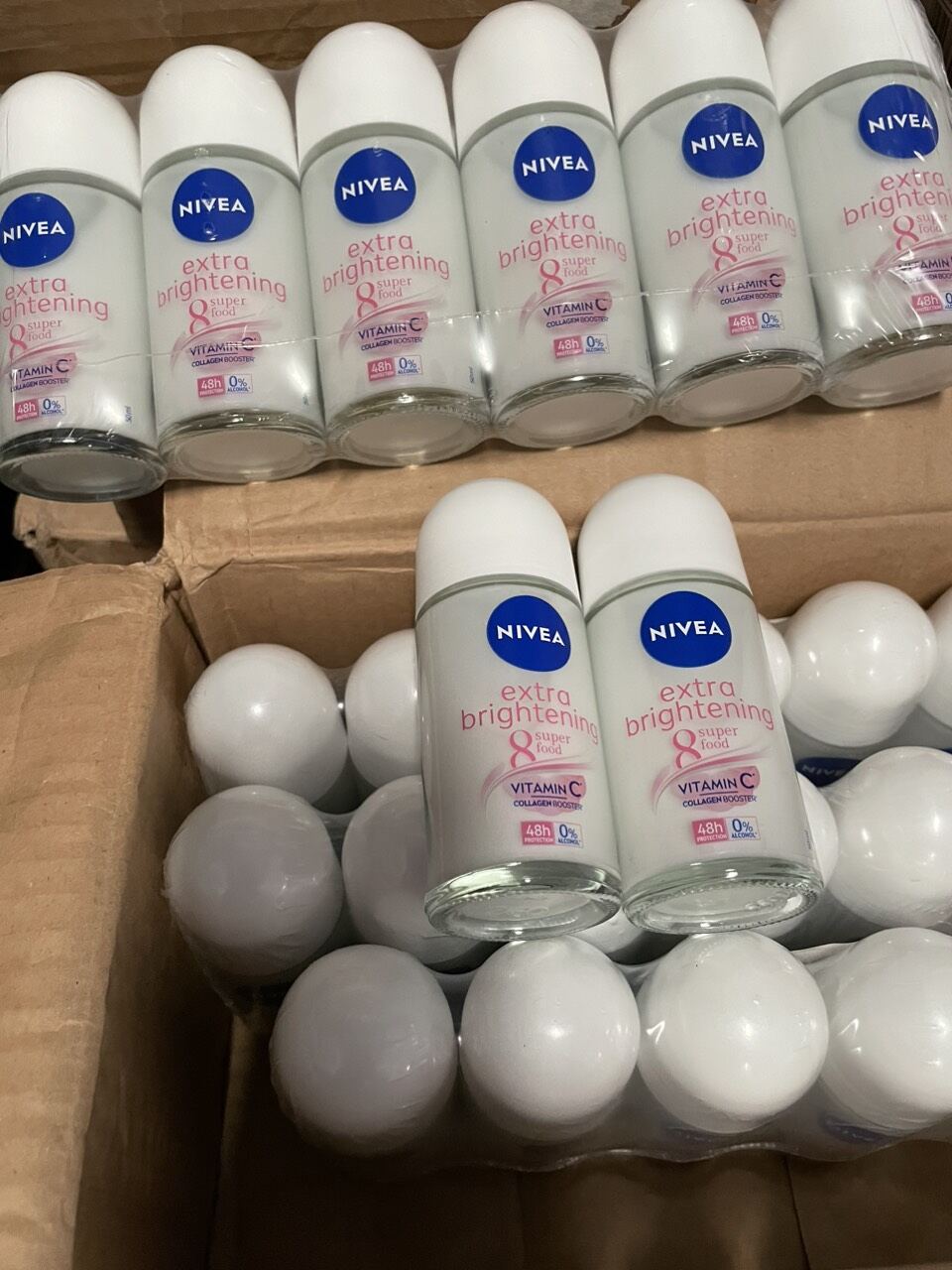 Combo 2 chai lăn khử mùi Nivea extra Brightening 50ml - Đức