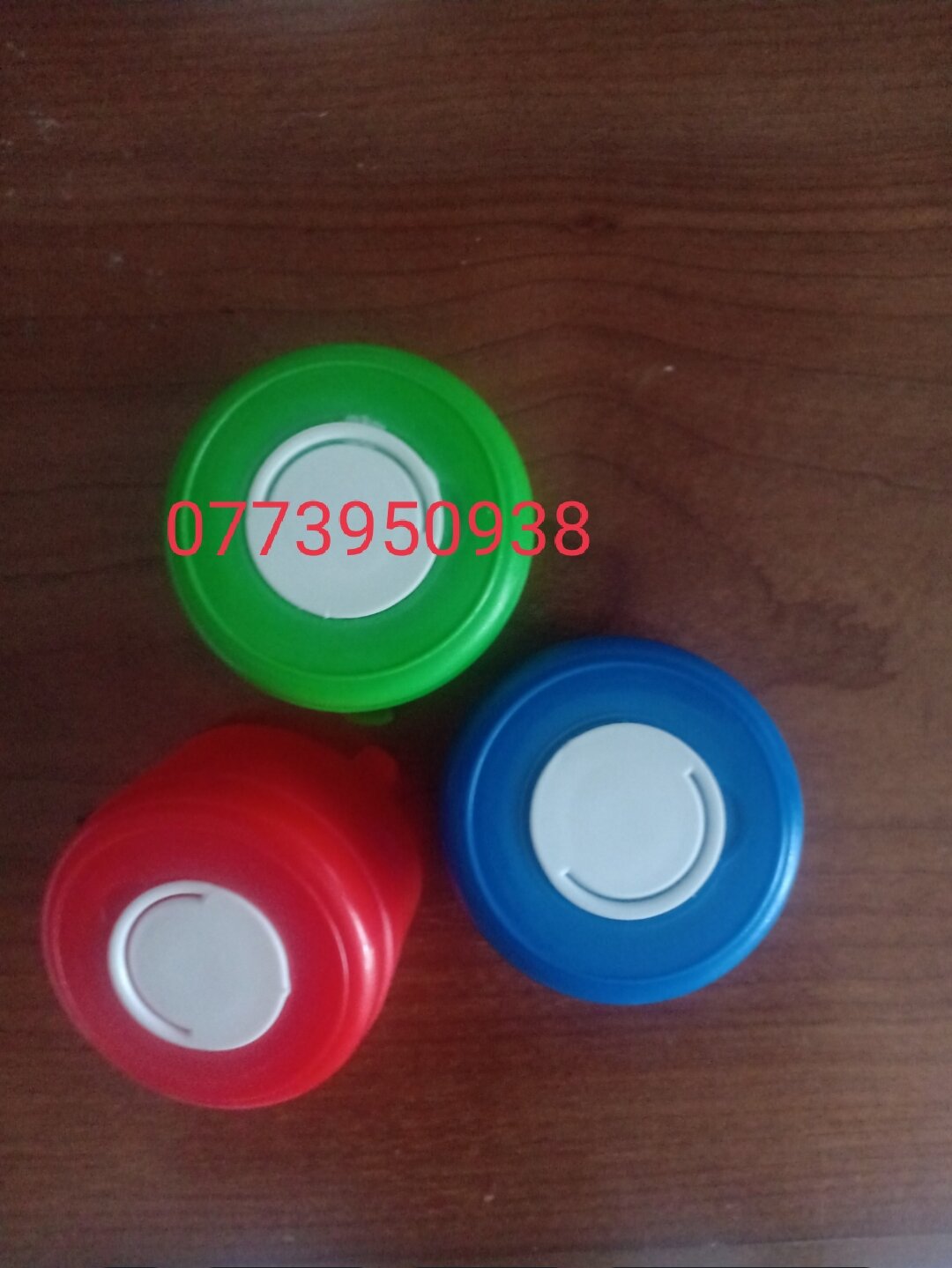 50 nắp đóng yếm bình nước 20 lít