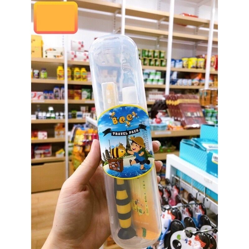 Hộp Bàn Chải + Kem Đánh Răng Du Lịch Hiệu Bee Chính Hãng