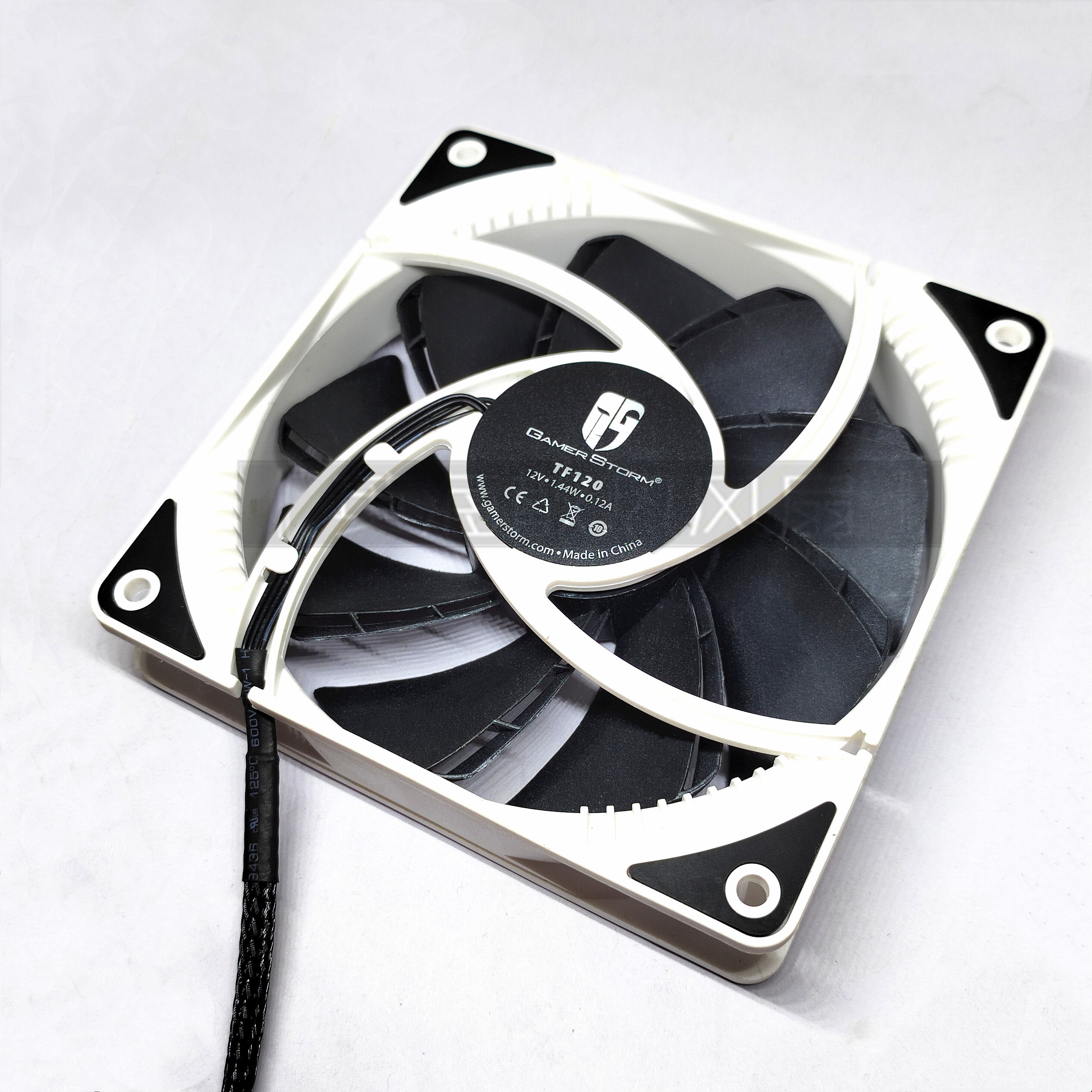 Silent 4pinPWM PC Fan 12cm Giá 193,000 Đồng*Miễn phí vận chuyển