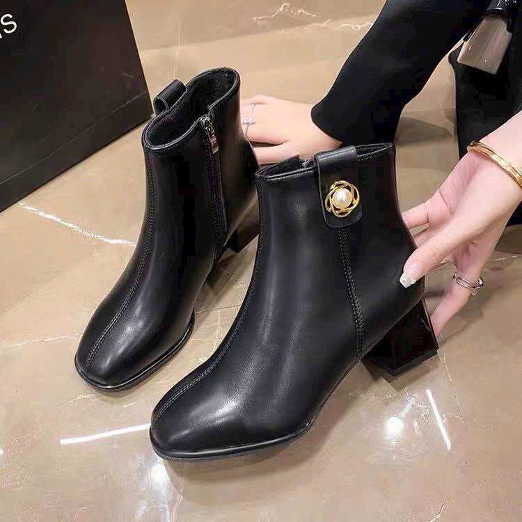 Bốt nữ da lì, gót vuông 5p Bv123