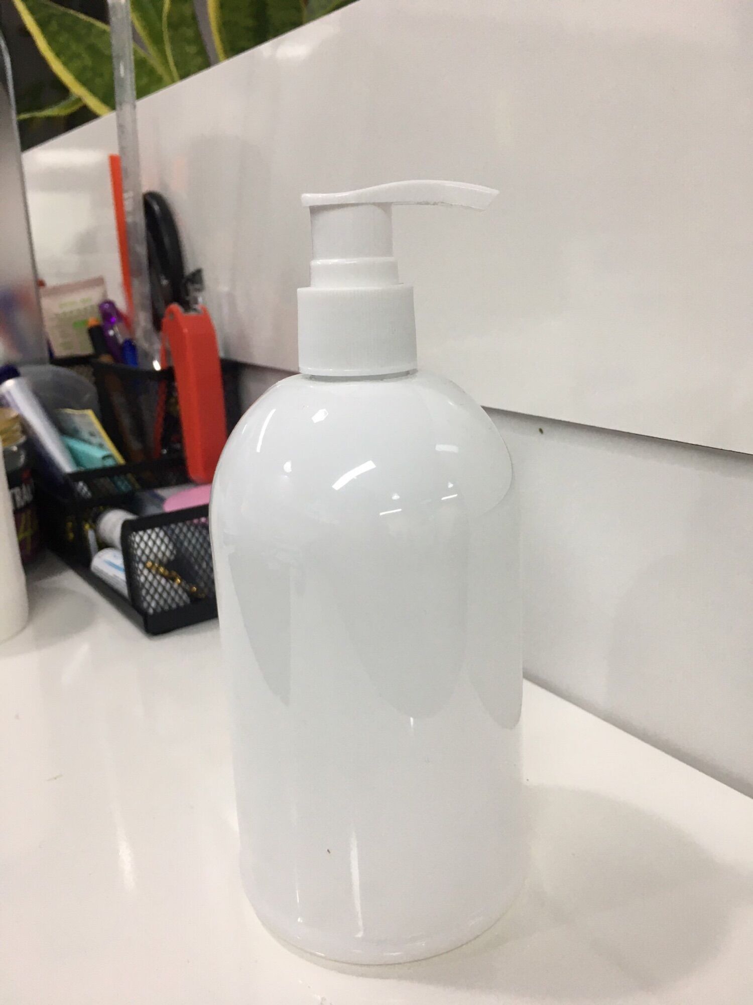 Chai vòi nhấn chiết mỹ phẩm tiện dụng (500ml)