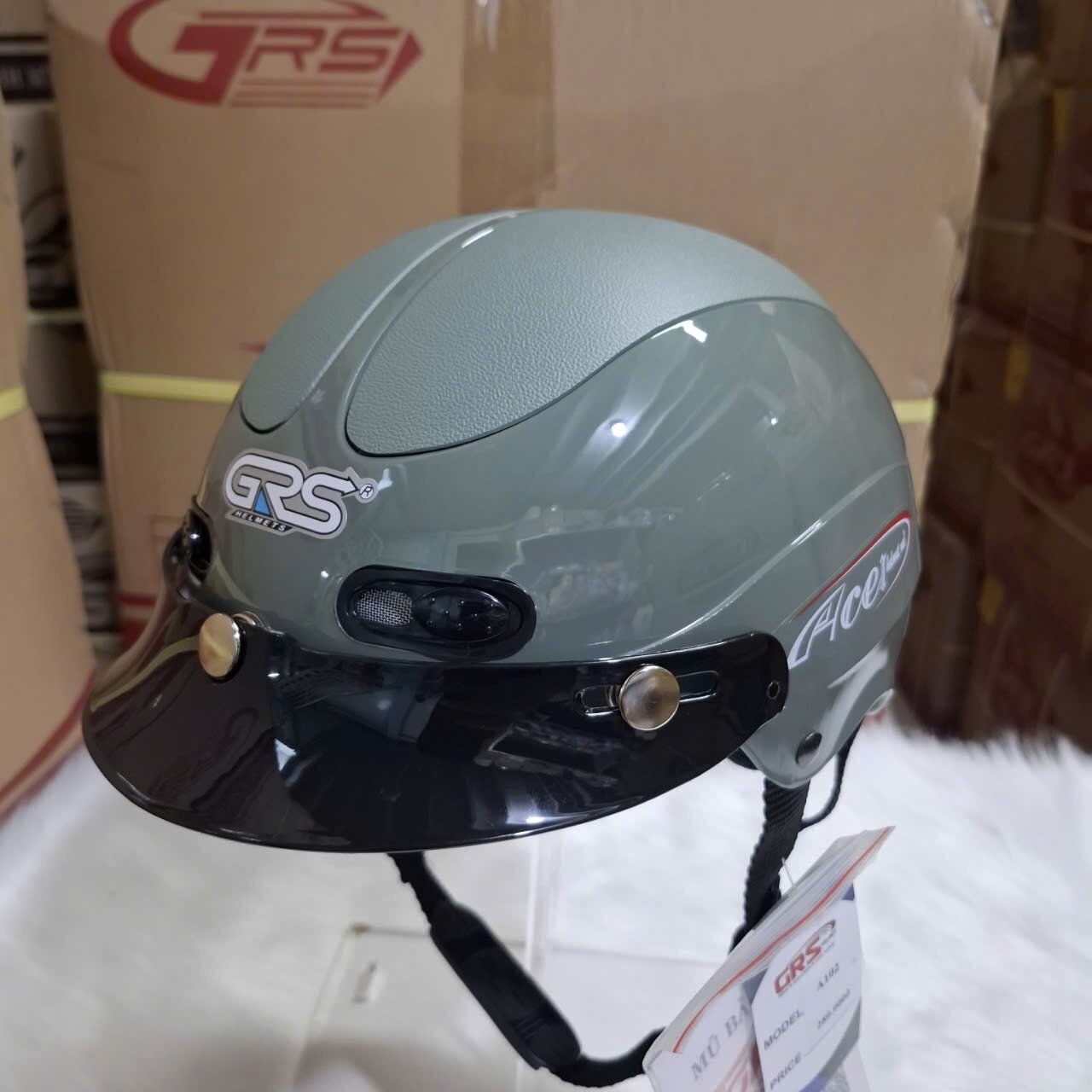 nón bảo hiểm GRS 102 an toàn chăc chắn