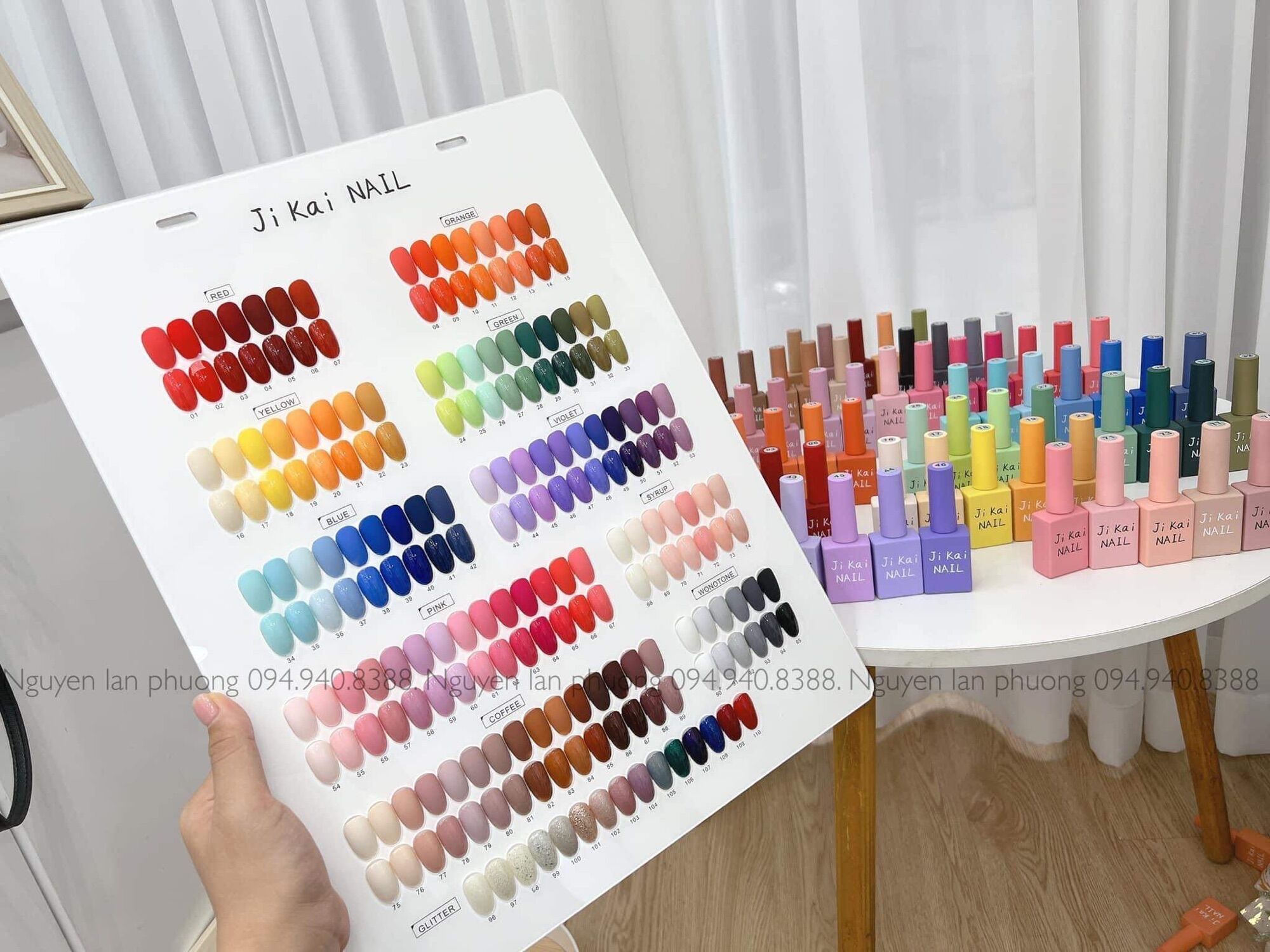 Nailbox cô dâu nền trắng trơn đơn giản D822