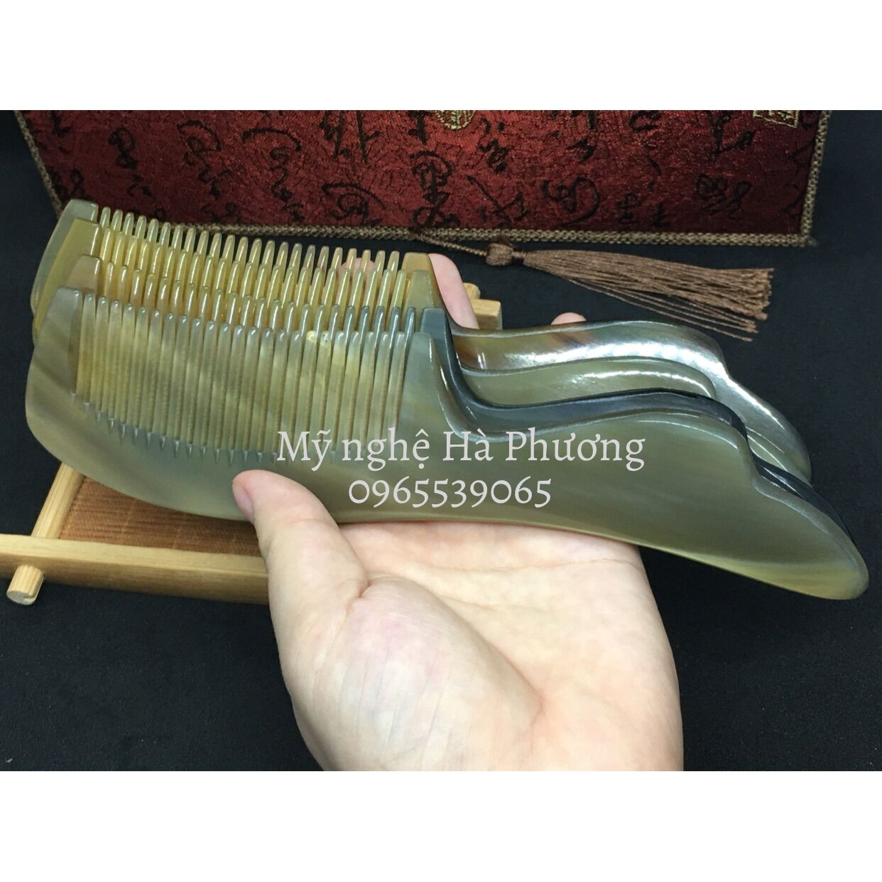 Lược sừng chuôi cá dày đẹp, size L-20cm, có video thật