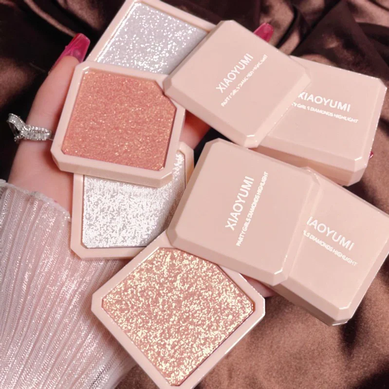 Nhũ bắt sáng highlight 2 tầng.