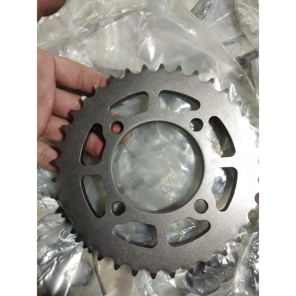 Dĩa cho xe sirius xăng cơ 36T mới 100%