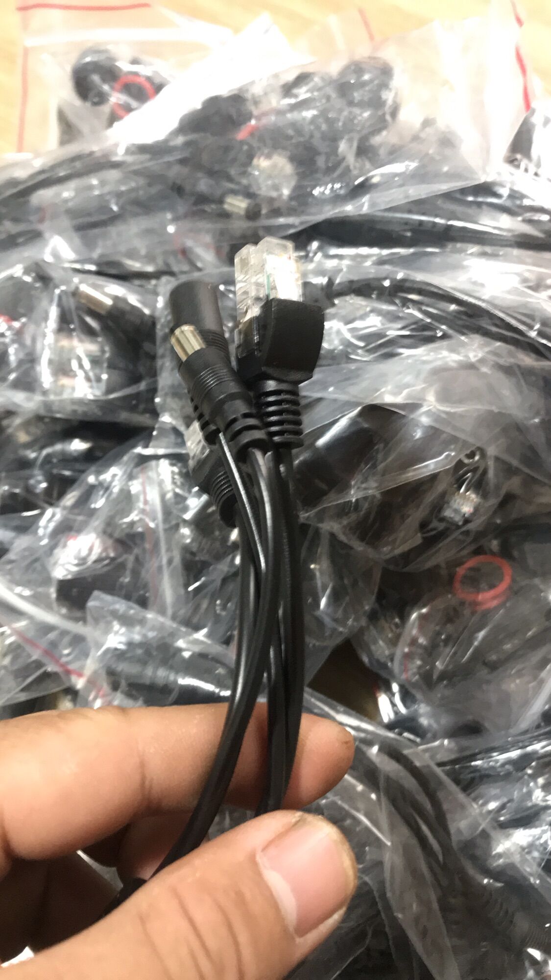 Bộ chia nguồn 12v Poe cho camera ip