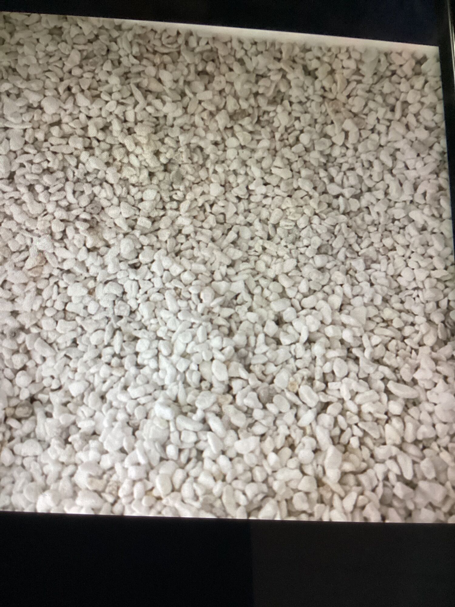 Đá Perlite-đá trân trâu -12k 200g, cam kết hàng đúng mô tả, chất lượng đảm bảo, inbox shop để được tư vấn thêm