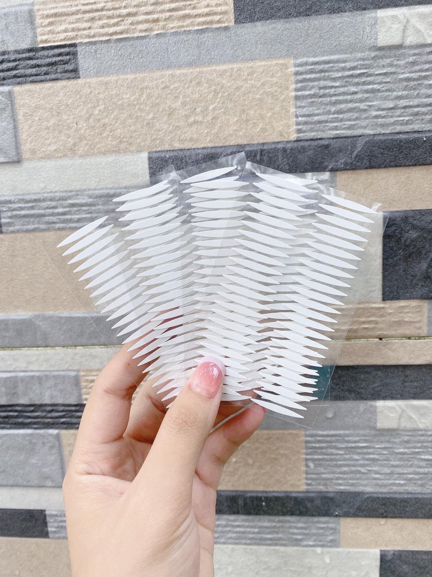 Set 120 miếng dán kích mí