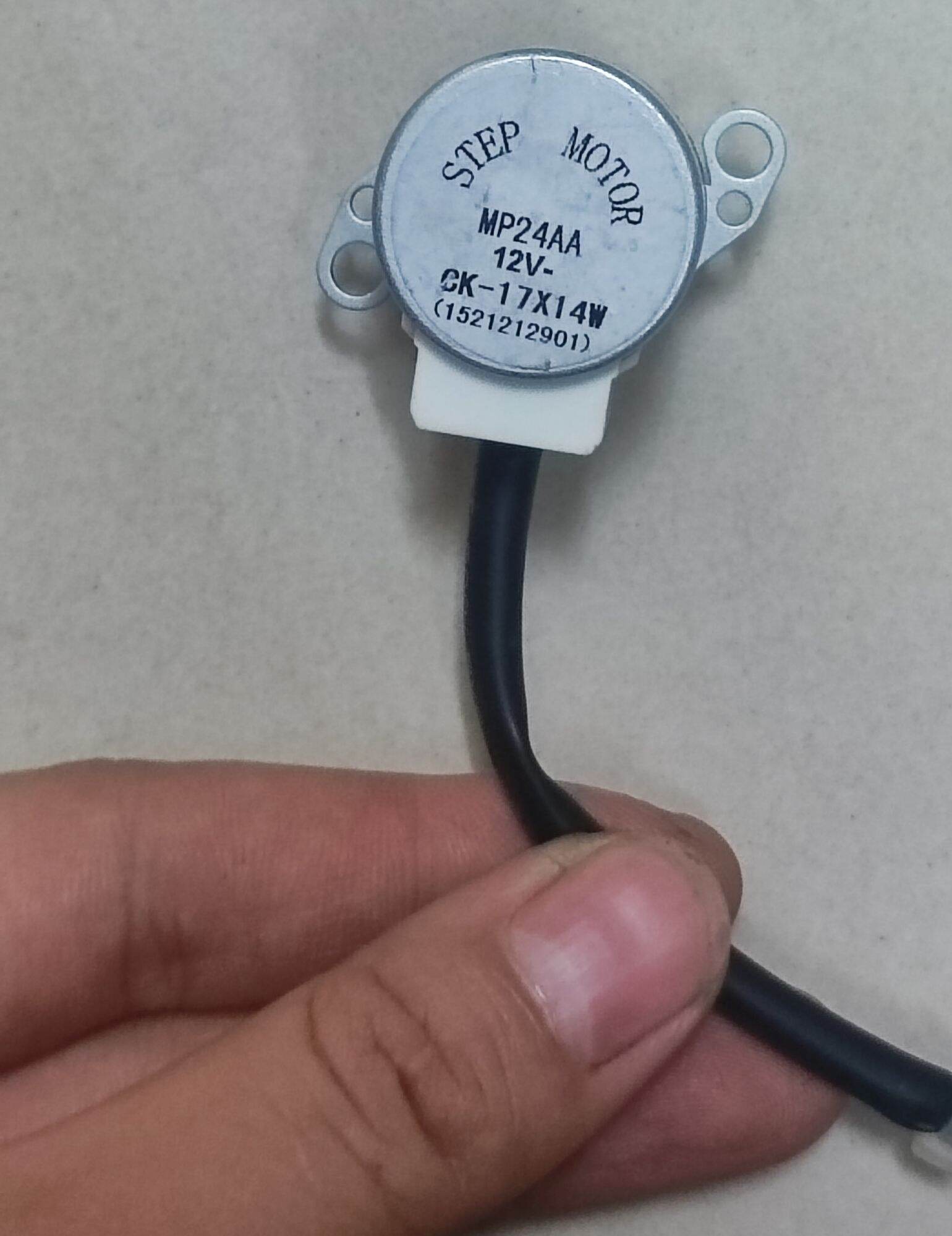 Motor đảo vẩy gió điều hoà Sanyo