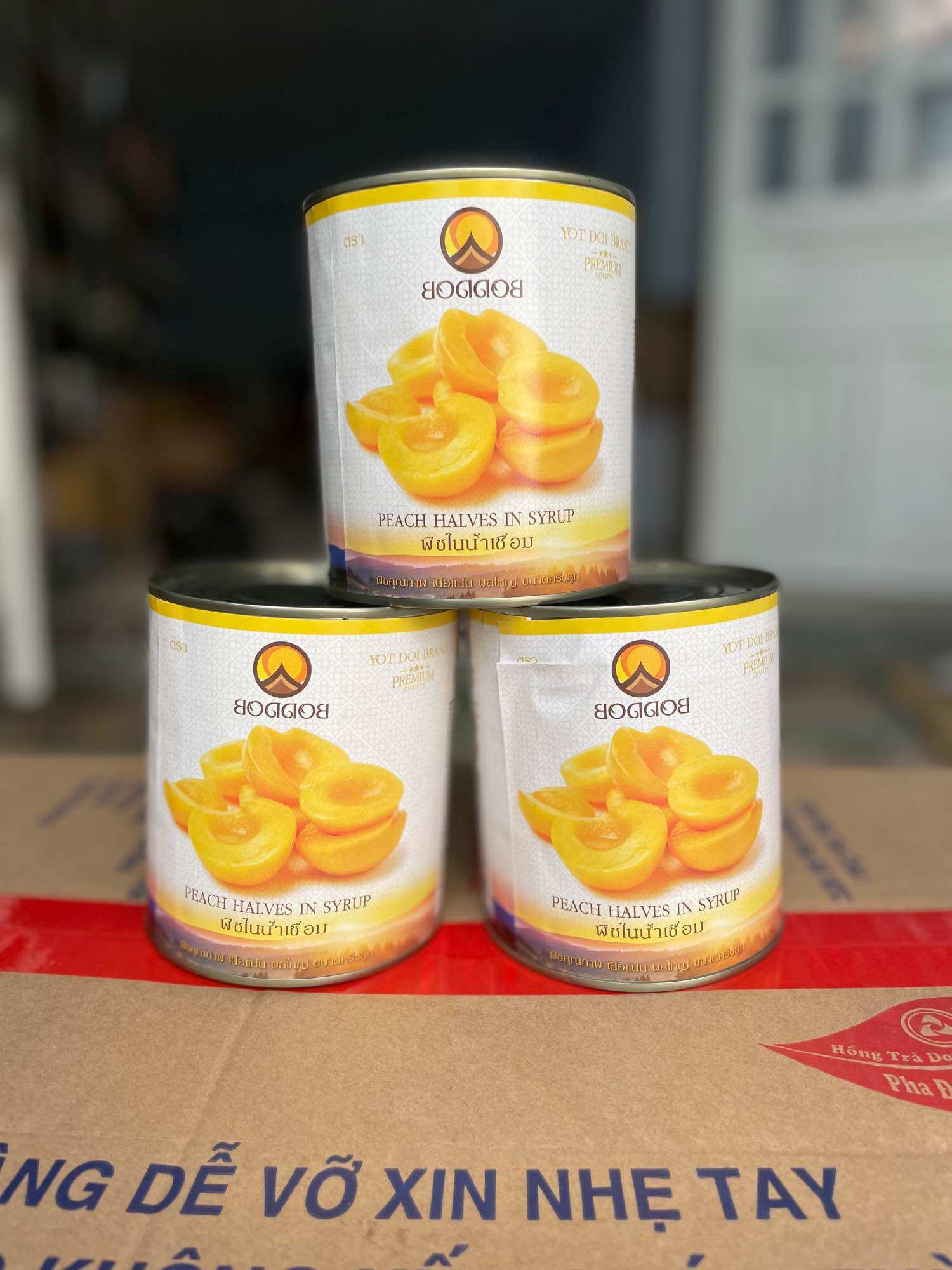Đào ngâm nước đường Boddob (lon 820g)