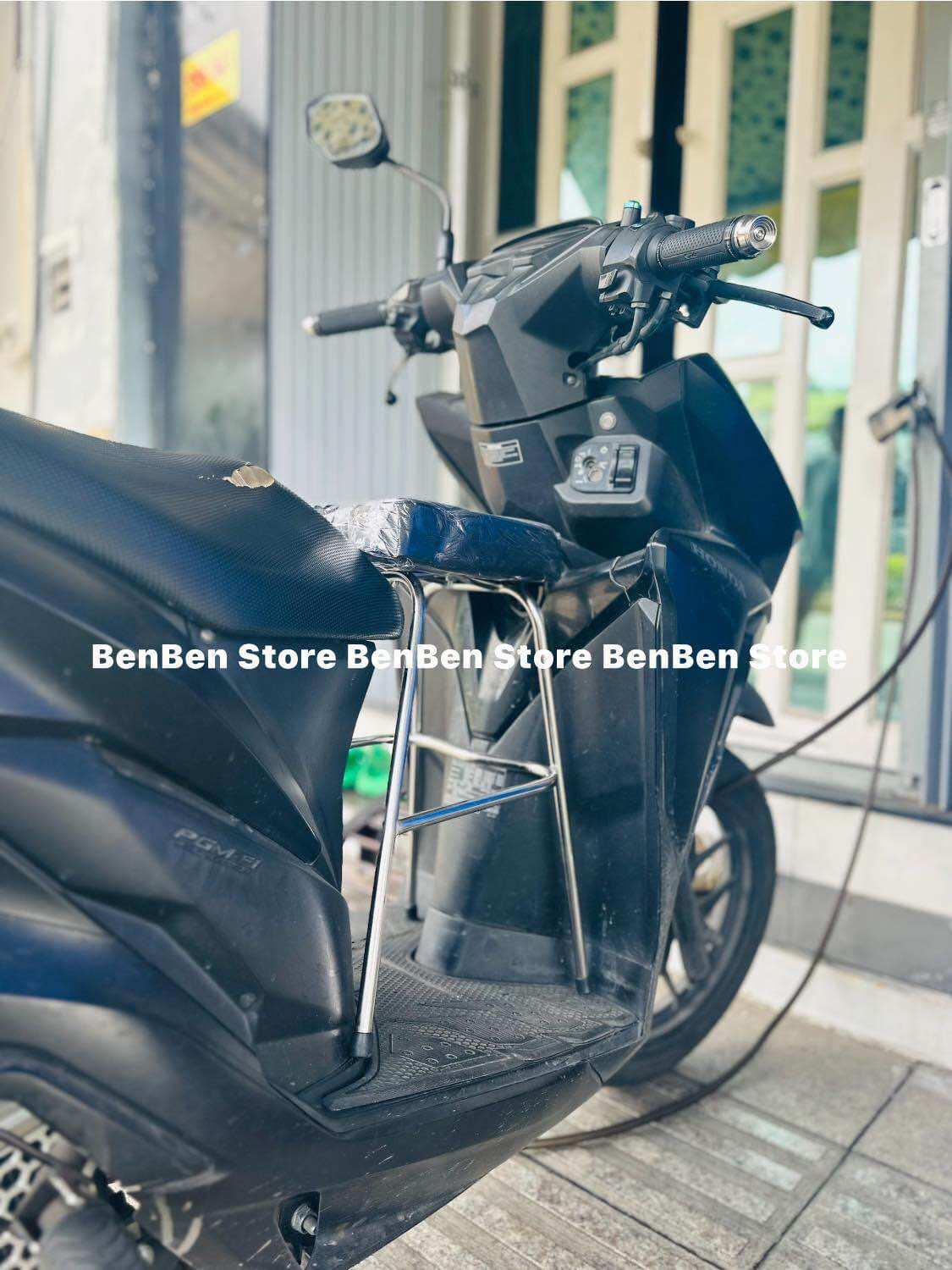 Ghế Đôn đi xe máy cho bé xe Vario, Grande, Vision, Sh mode