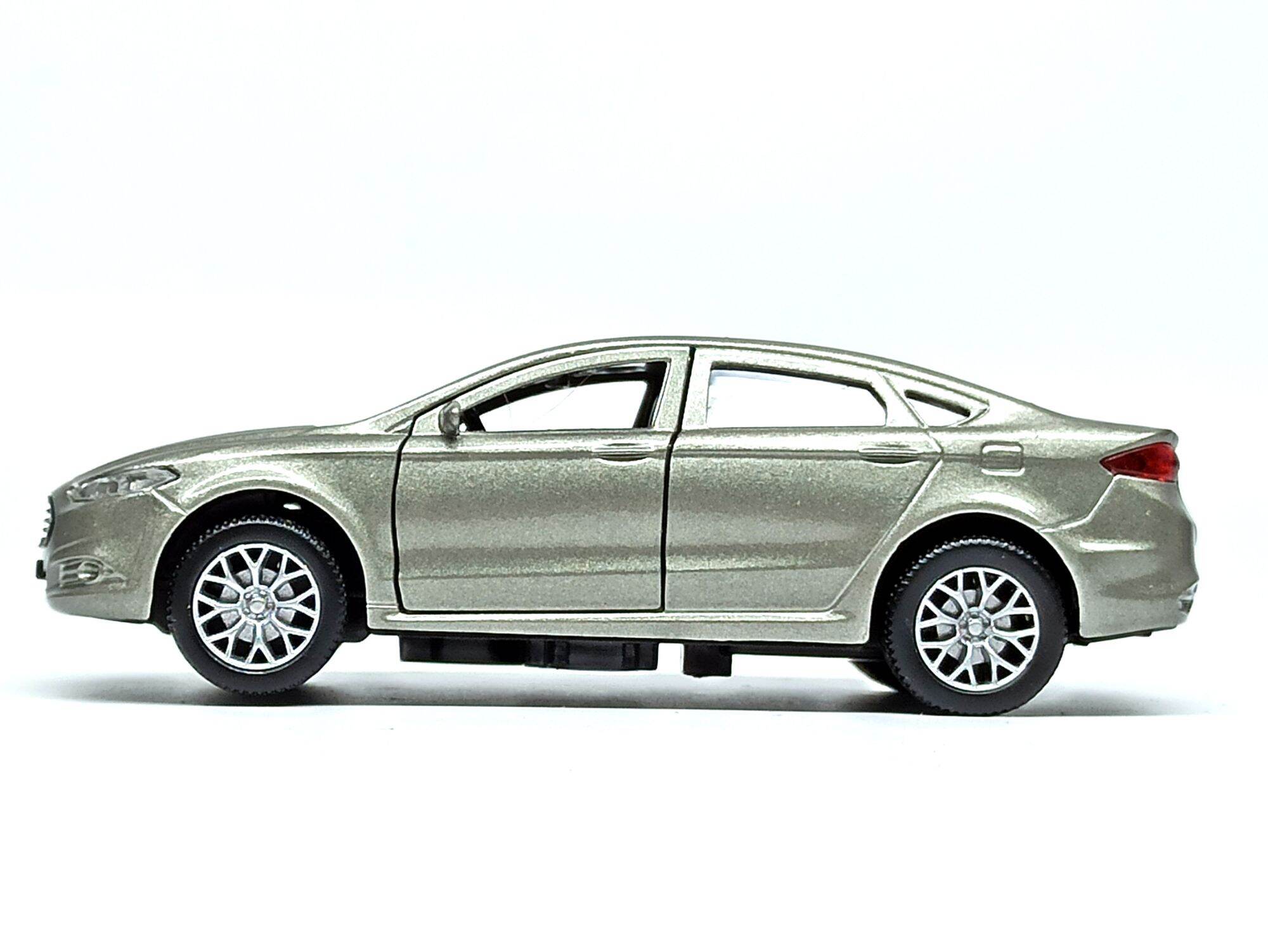 Mô hình xe Ford Mondeo