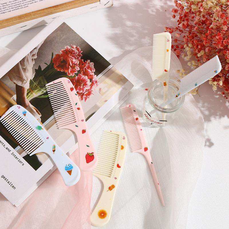 Set 2 lược chải tóc dễ thương cho bé